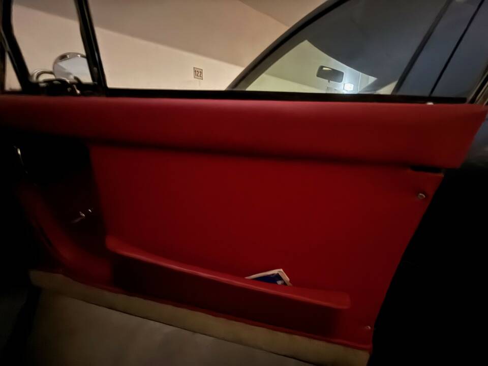 Bild 8/8 von Jensen C-V8 MK II (1964)