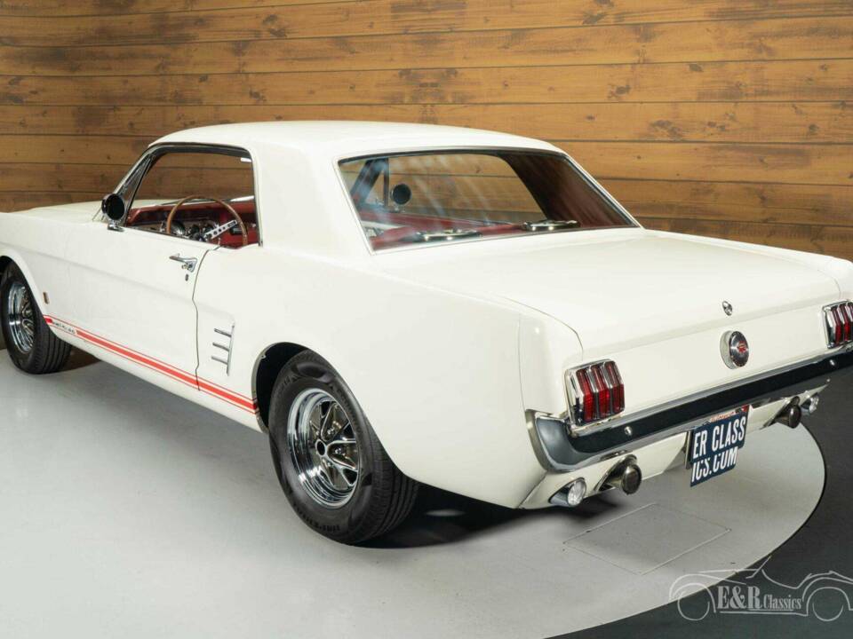 Image 15/19 of Ford Mustang GT (1966)
