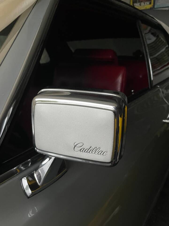 Image 39/51 de Cadillac Sedan DeVille (1970)