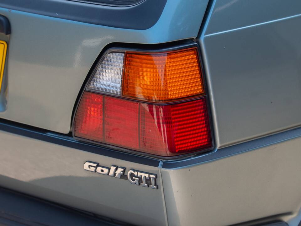 Imagen 9/50 de Volkswagen Golf Mk II Gti 1.8 (1988)