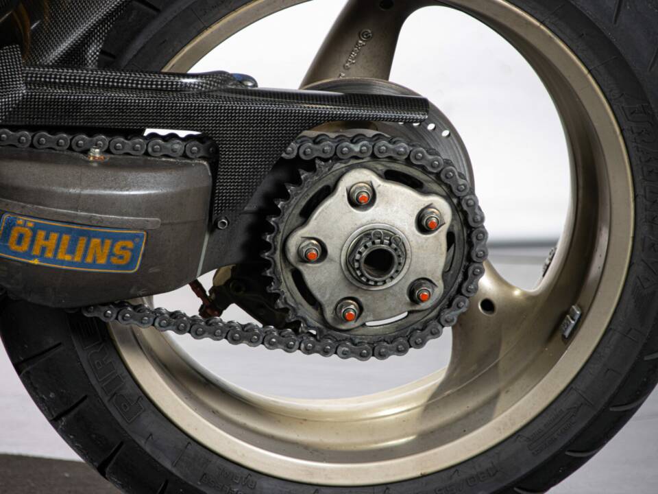 Bild 14/50 von Ducati 916 (1994)