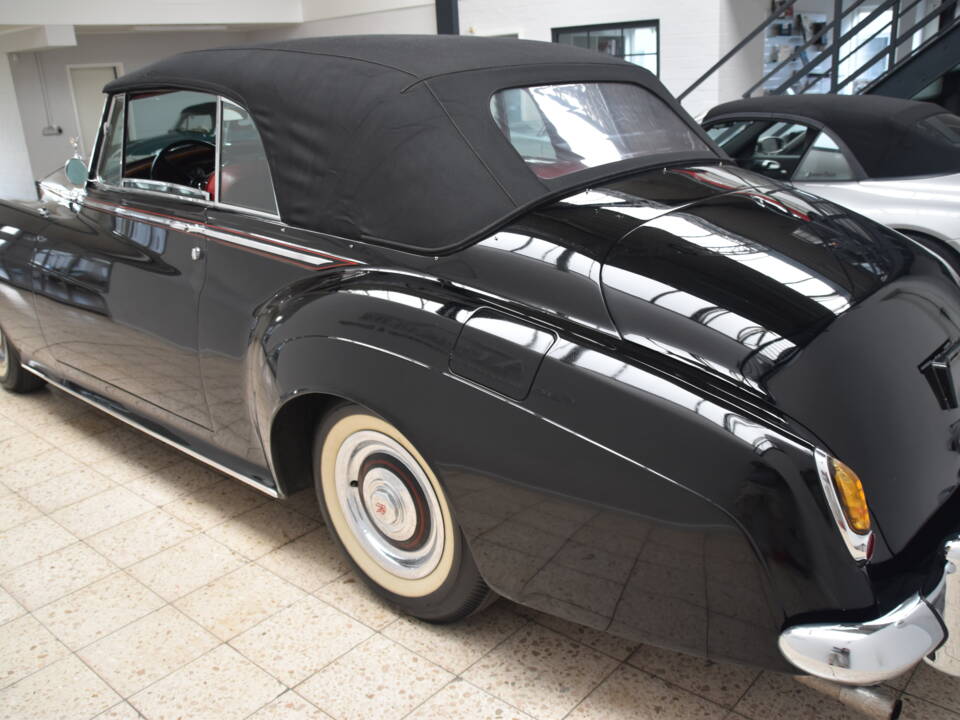 Image 9/23 of Rolls-Royce Silver Cloud I Mulliner (1959)