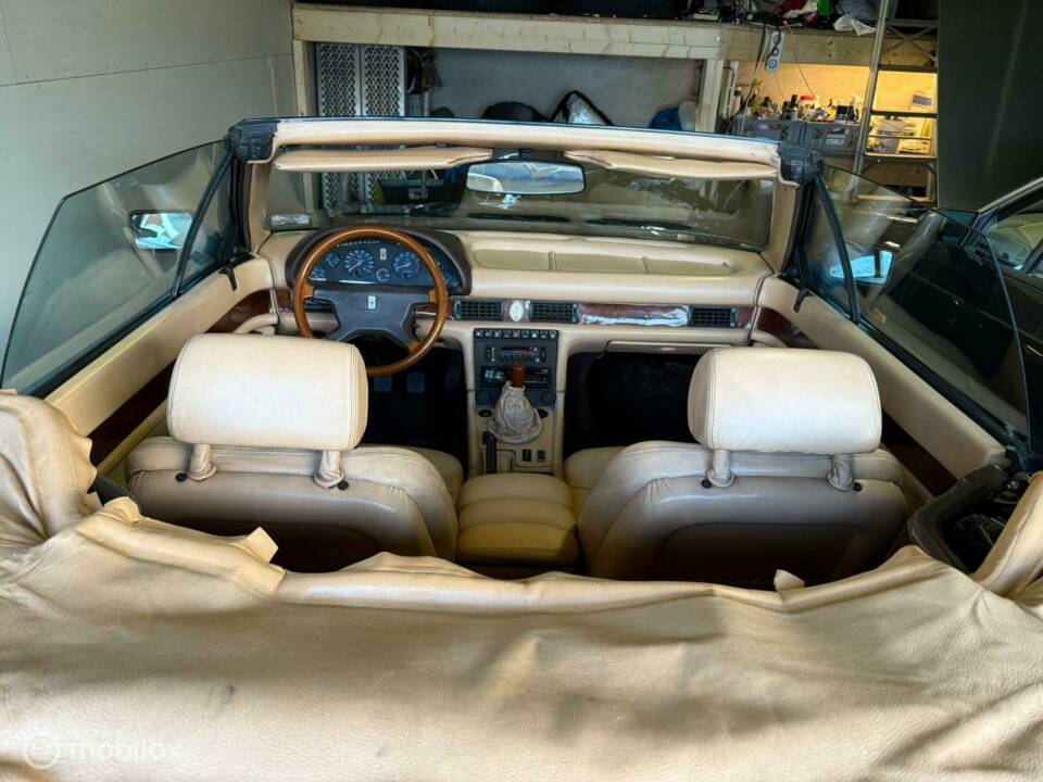 Immagine 18/34 di Maserati Biturbo Spyder (1987)