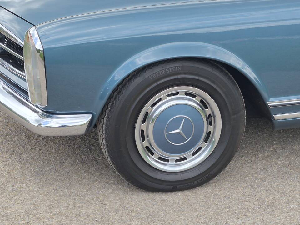 Bild 11/16 von Mercedes-Benz 280 SL (1970)