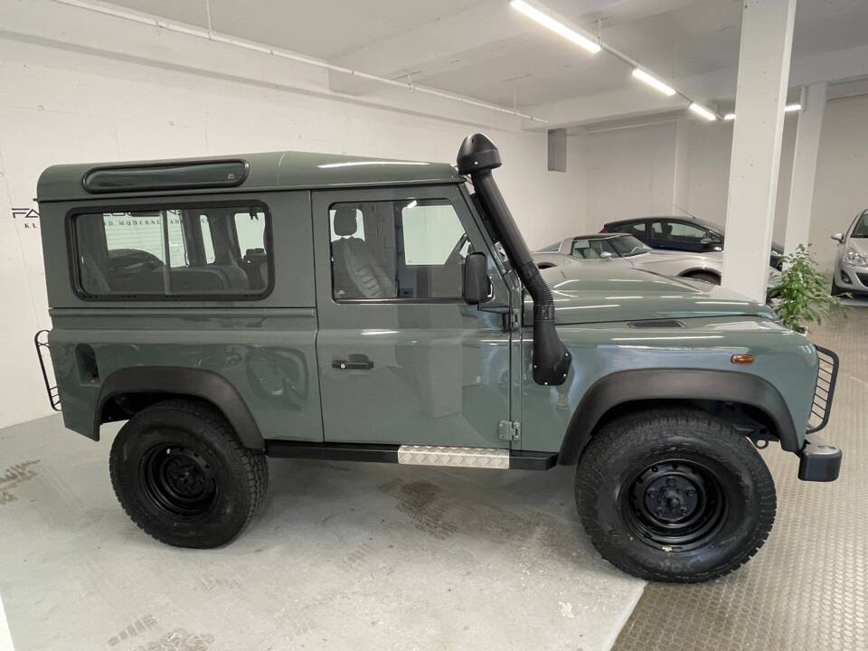 Imagen 8/33 de Land Rover Defender 90 (2014)