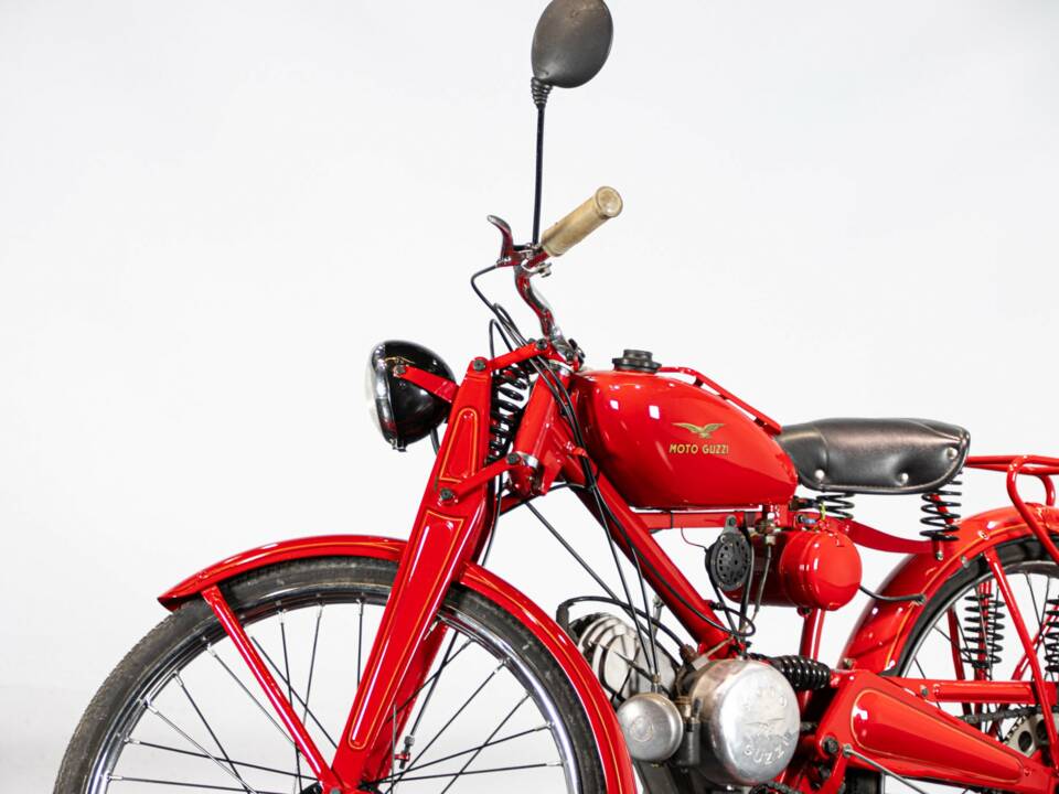Image 26/45 of Moto Guzzi DUMMY (1948)