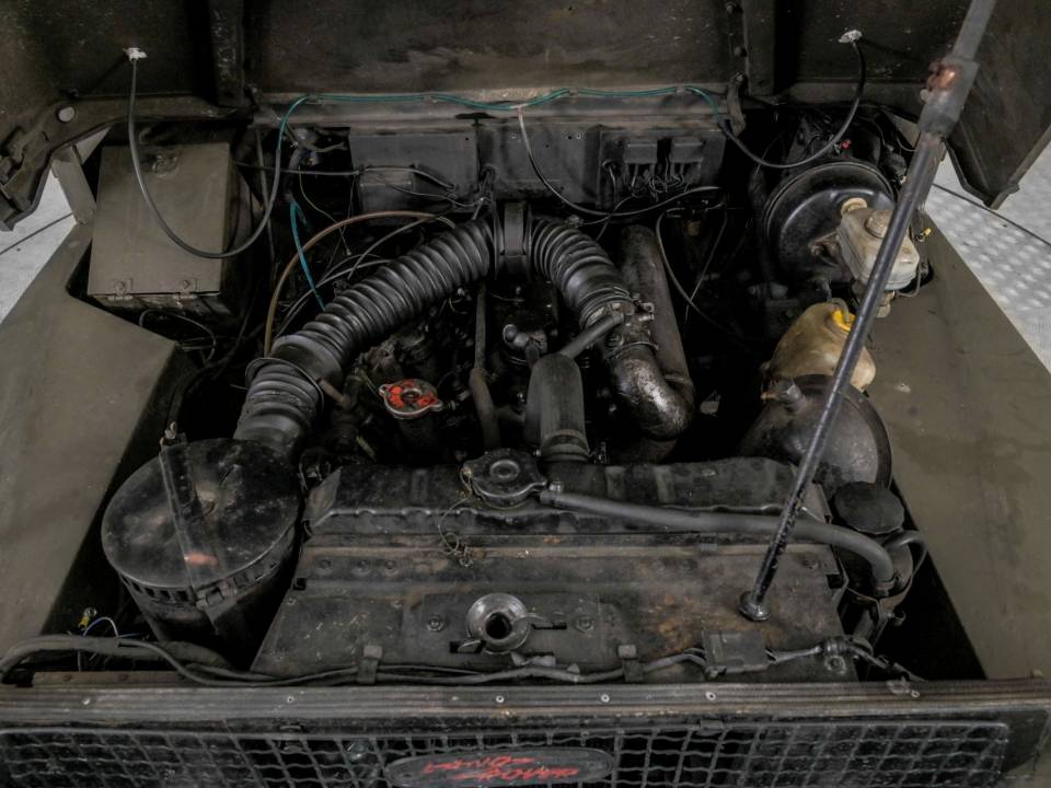 Image 38/50 of Land Rover 88 Lightweight (1979)