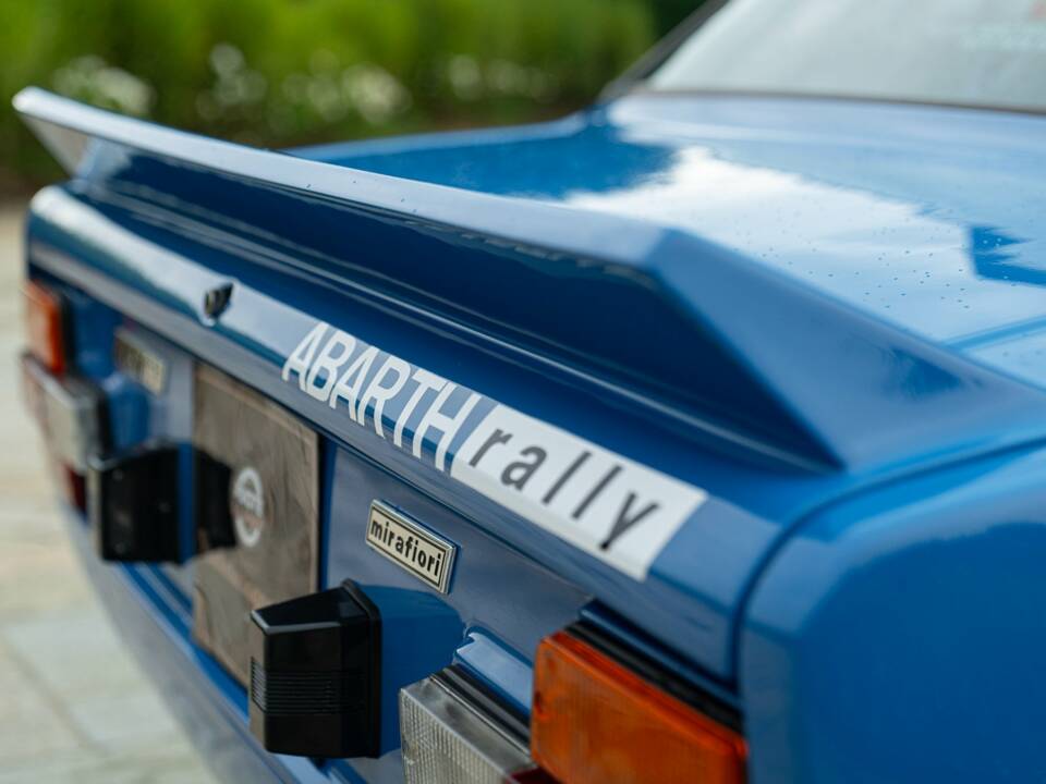Immagine 12/50 di FIAT 131 Abarth Rally (1981)