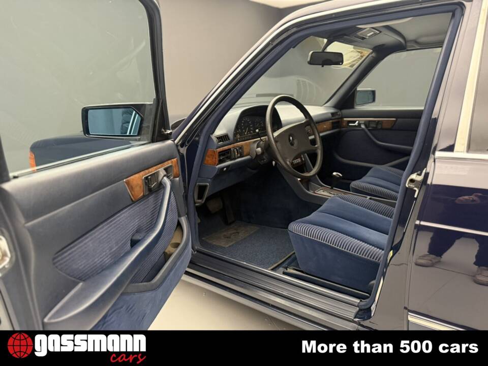 Image 11/15 of Mercedes-Benz 500 SE (1990)