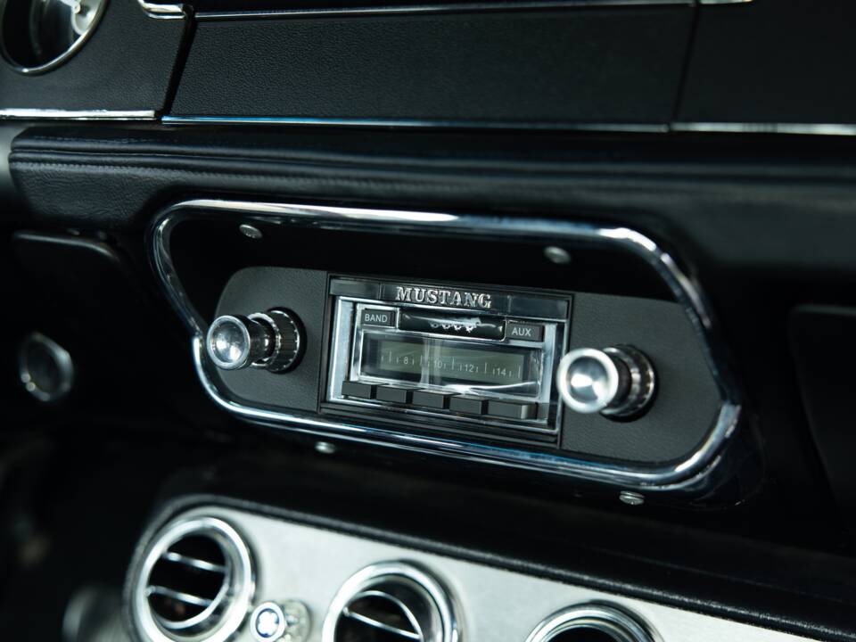 Image 20/44 of Ford Mustang 351 (1967)