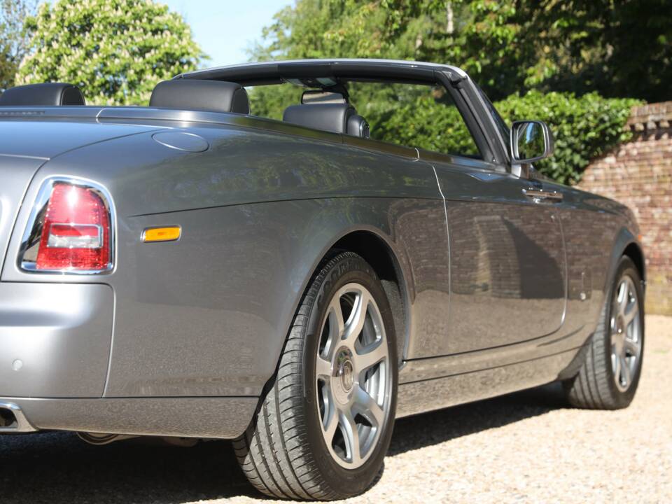 Image 45/50 of Rolls-Royce Phantom DHC (2009)