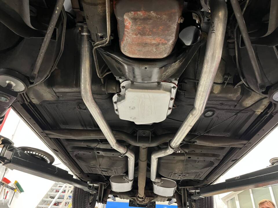 Bild 27/34 von Chevrolet Impala Convertible (1971)