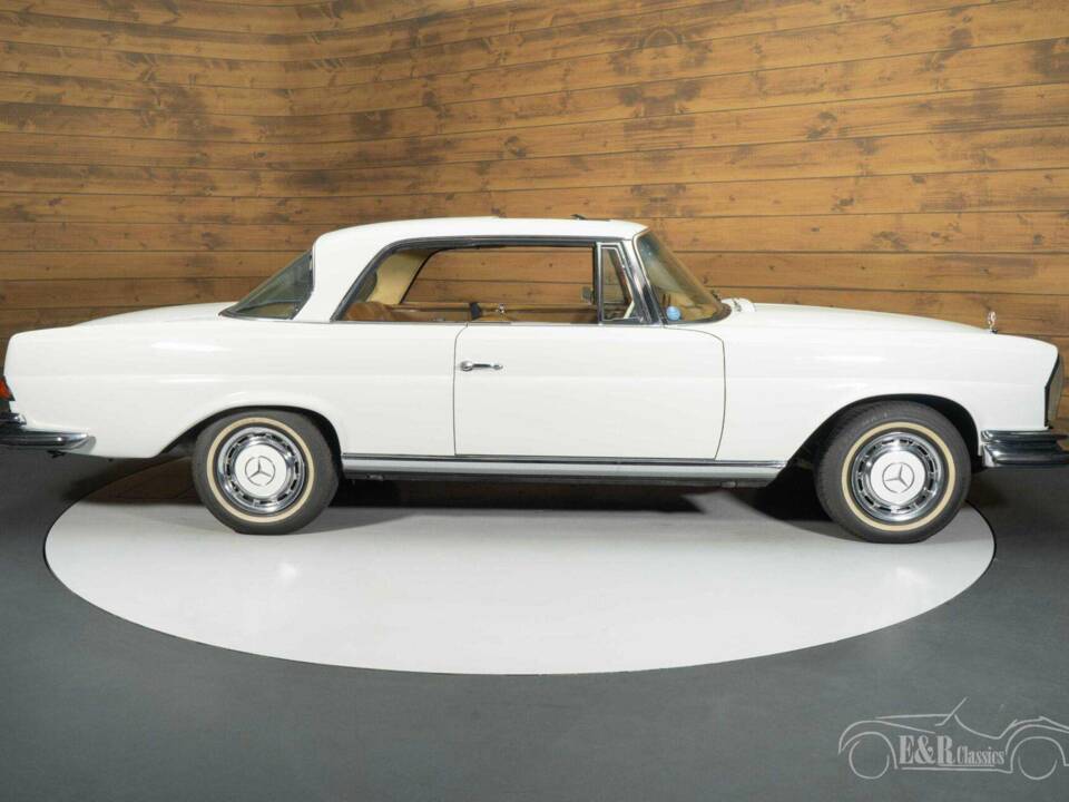 Bild 13/19 von Mercedes-Benz 280 SE (1973)