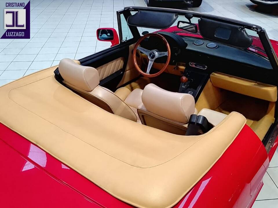 Imagen 31/63 de Alfa Romeo 2.0 Spider (1992)