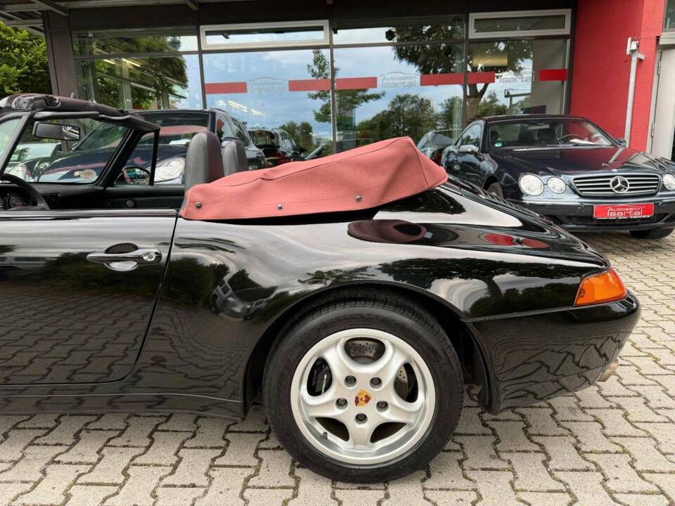 Image 5/39 of Porsche 911 Carrera (1997)