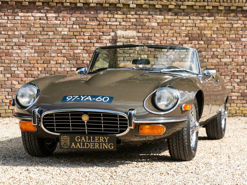 Image 7/50 de Jaguar Type E V12 (1973)