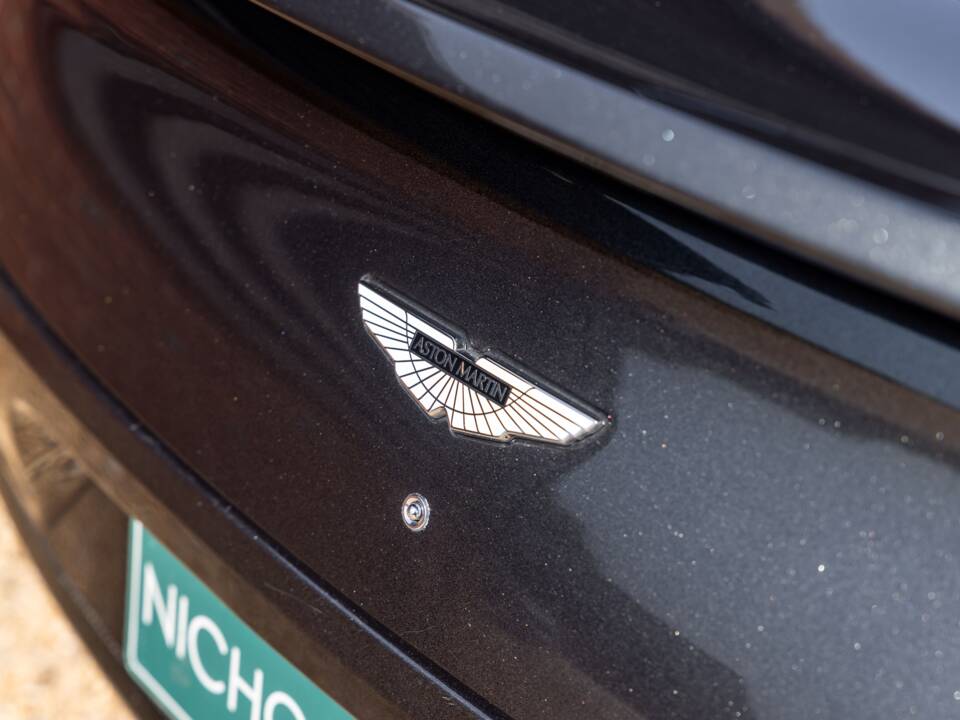 Imagen 13/57 de Aston Martin Vanquish Volante (2015)