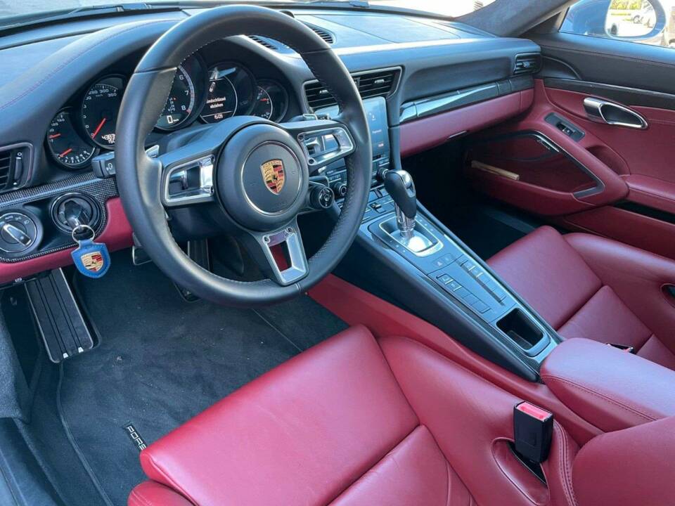 Bild 14/20 von Porsche 911 Turbo S (2018)