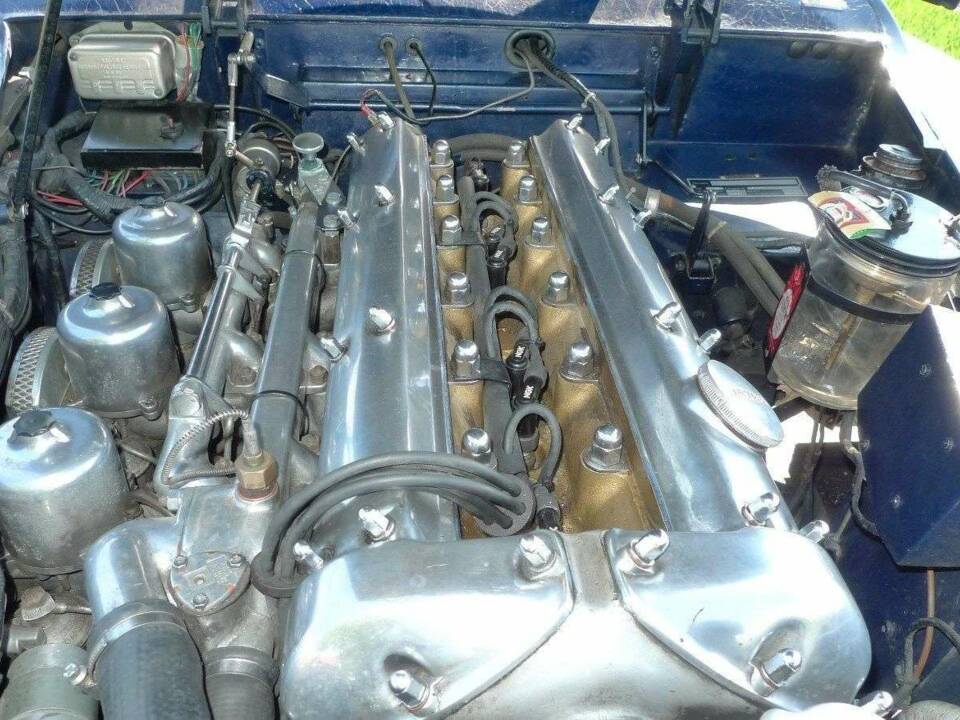 Image 8/18 of Jaguar XK 150 3.4 S FHC (1961)