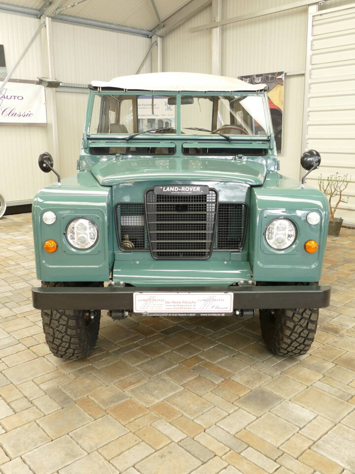 Image 6/19 de Land Rover 88 (1978)