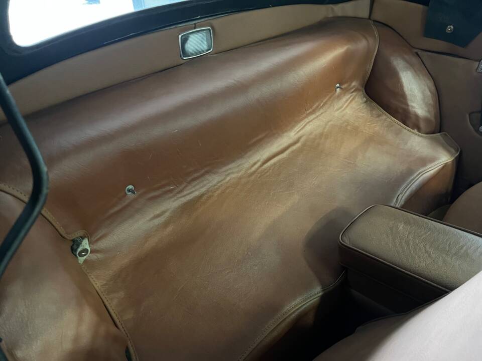 Bild 20/47 von Jaguar E-Type (1968)