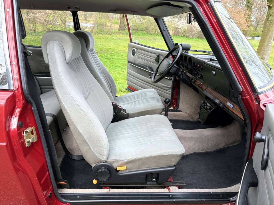 Image 16/24 of Saab 99 (1980)
