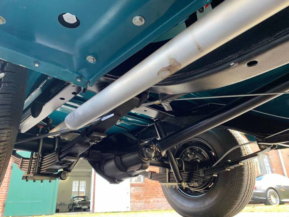 Image 22/27 of International Harvester Scout 800 (1967)