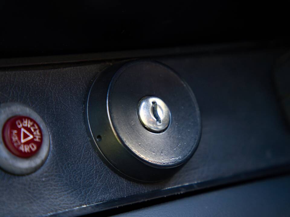 Image 67/76 of Porsche 911 2.4 T (1973)