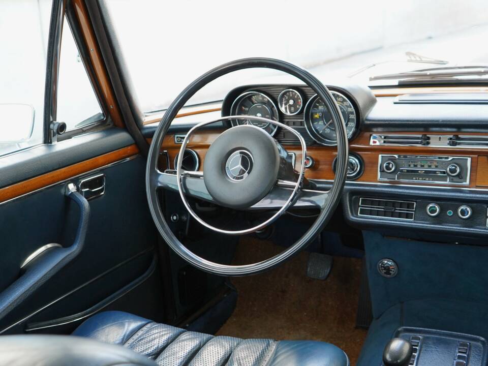 Bild 44/50 von Mercedes-Benz 300 SEL 6.3 (1972)