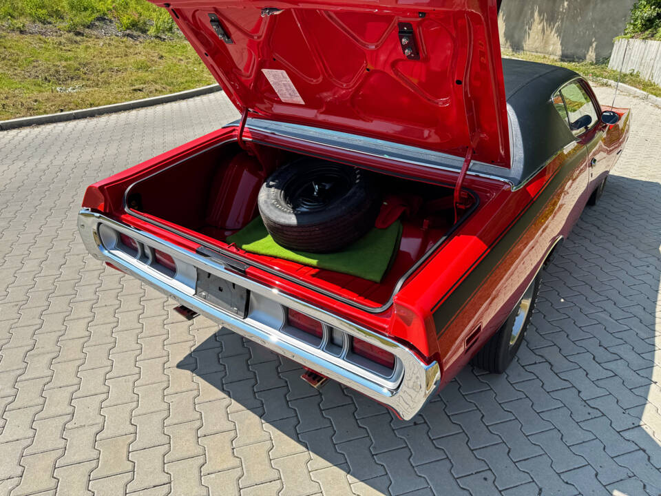 Image 33/81 of Dodge Charger Super Bee 440 (1971)