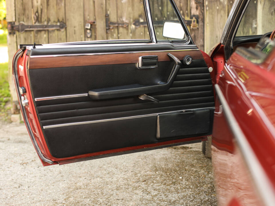 Bild 27/94 von BMW 3.0 CSi (1975)