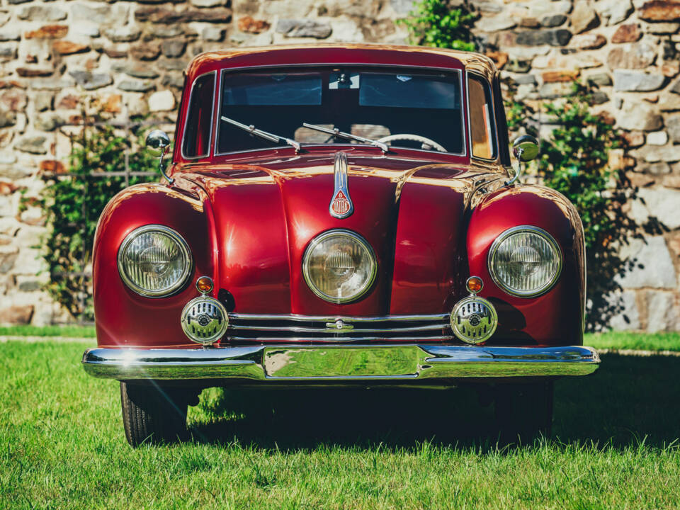 Bild 20/22 von Tatra T 87 (1949)