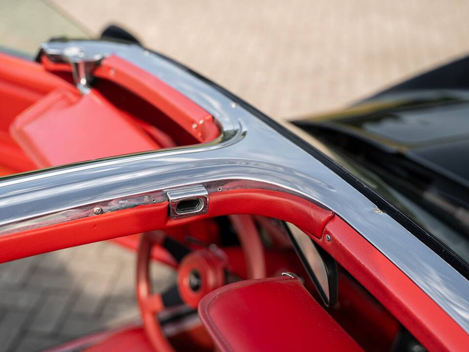 Immagine 33/42 di Chevrolet Corvette Sting Ray (1980)