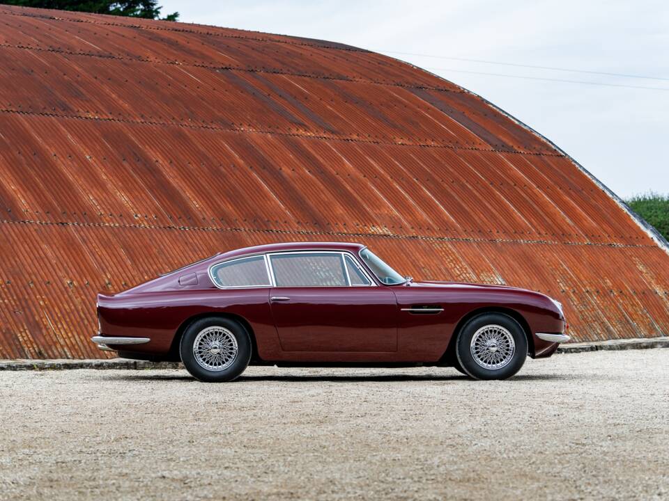 Bild 6/39 von Aston Martin DB 6 (1967)
