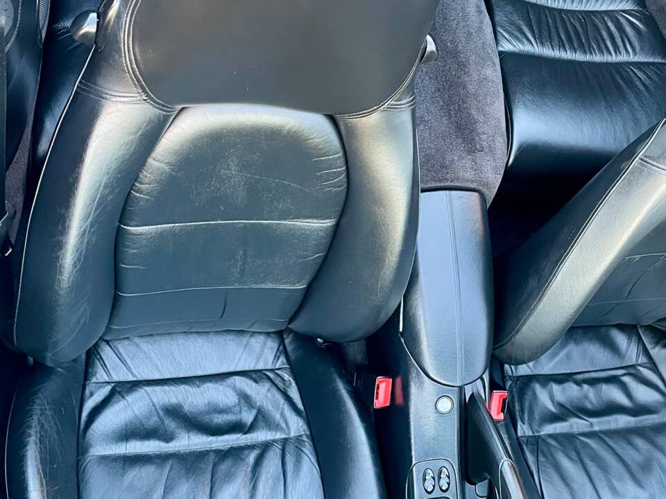 Bild 30/55 von Porsche 911 Carrera (1998)