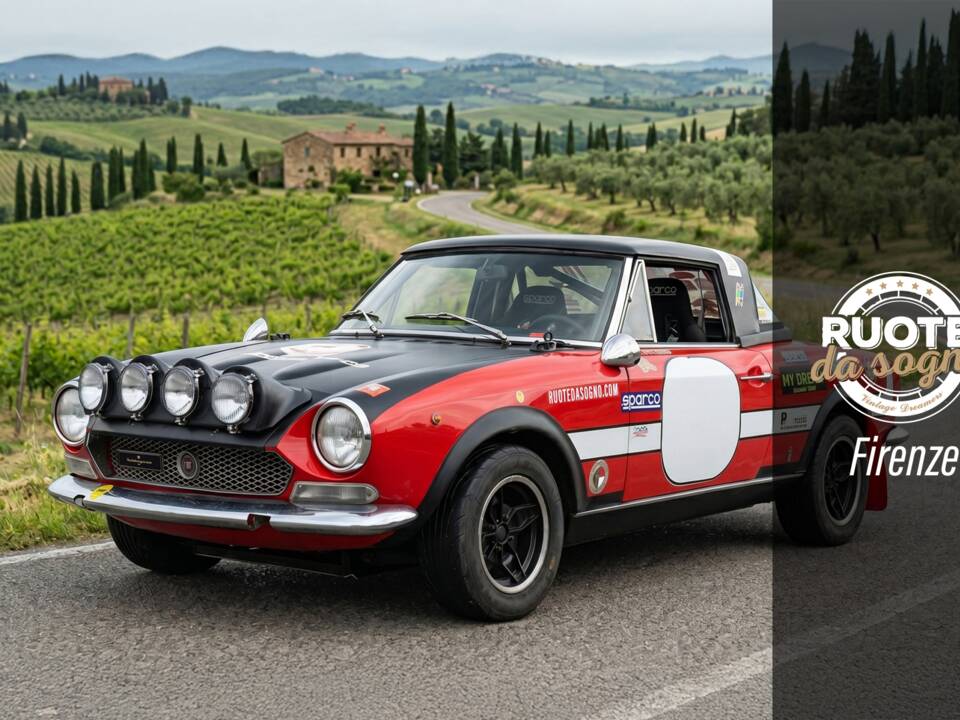 Image 1/50 de FIAT 124 Sport Coupe (1974)