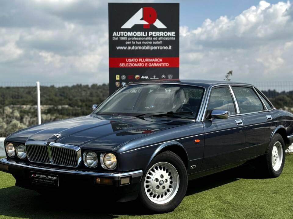 Imagen 1/33 de Jaguar XJ6 3.2 (1990)
