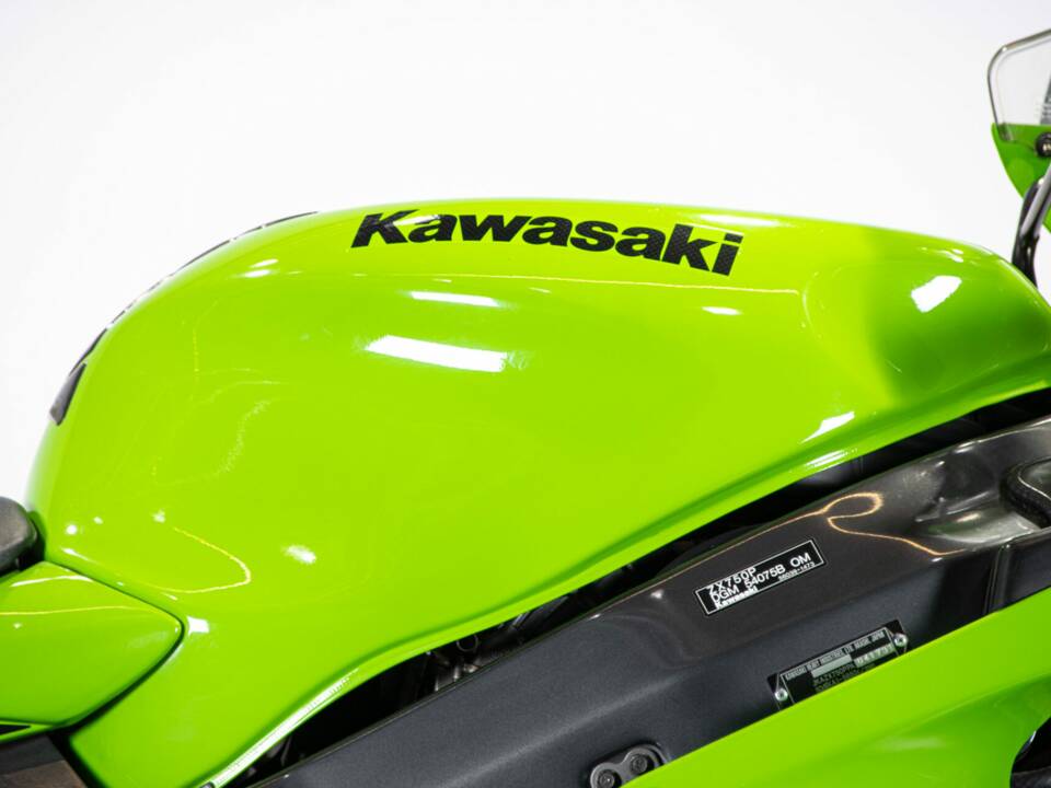 Immagine 26/50 di Kawasaki Ninja 750 ZX-7R (1999)