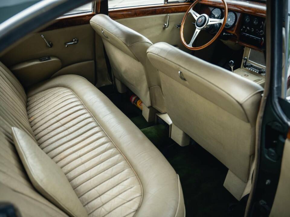 Immagine 8/15 di Jaguar Mk II 3.8 (1963)
