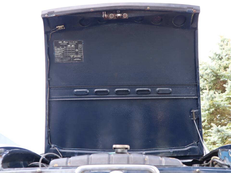 Image 35/50 of Alfa Romeo Giulia Nuova Super 1600 (1978)