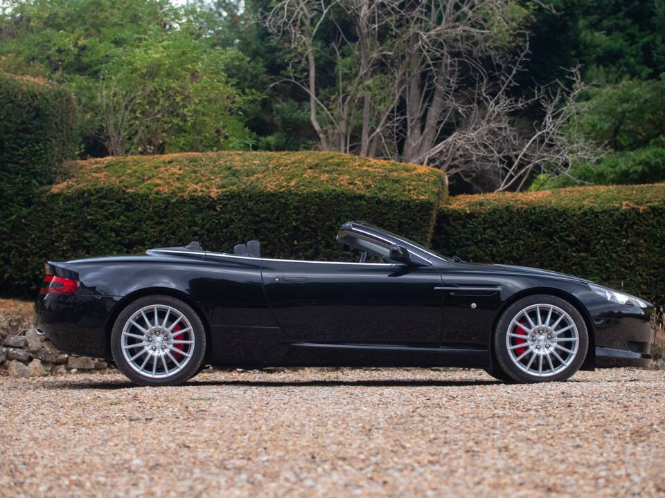 Bild 39/50 von Aston Martin DB 9 Volante (2006)
