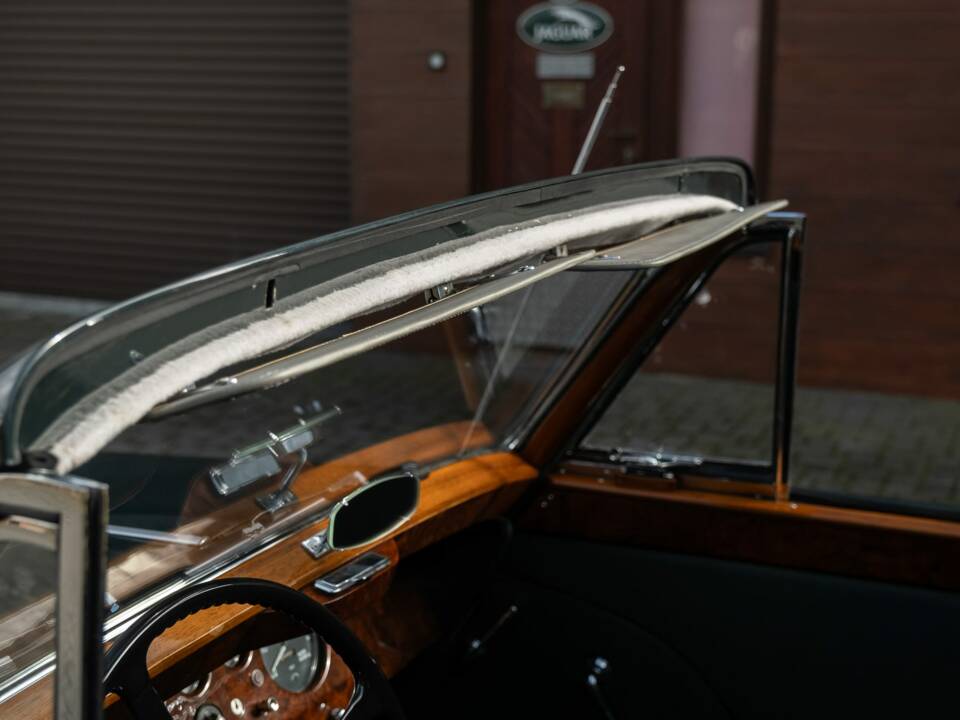 Bild 31/74 von Jaguar Mk V  3.5 Liter (1951)