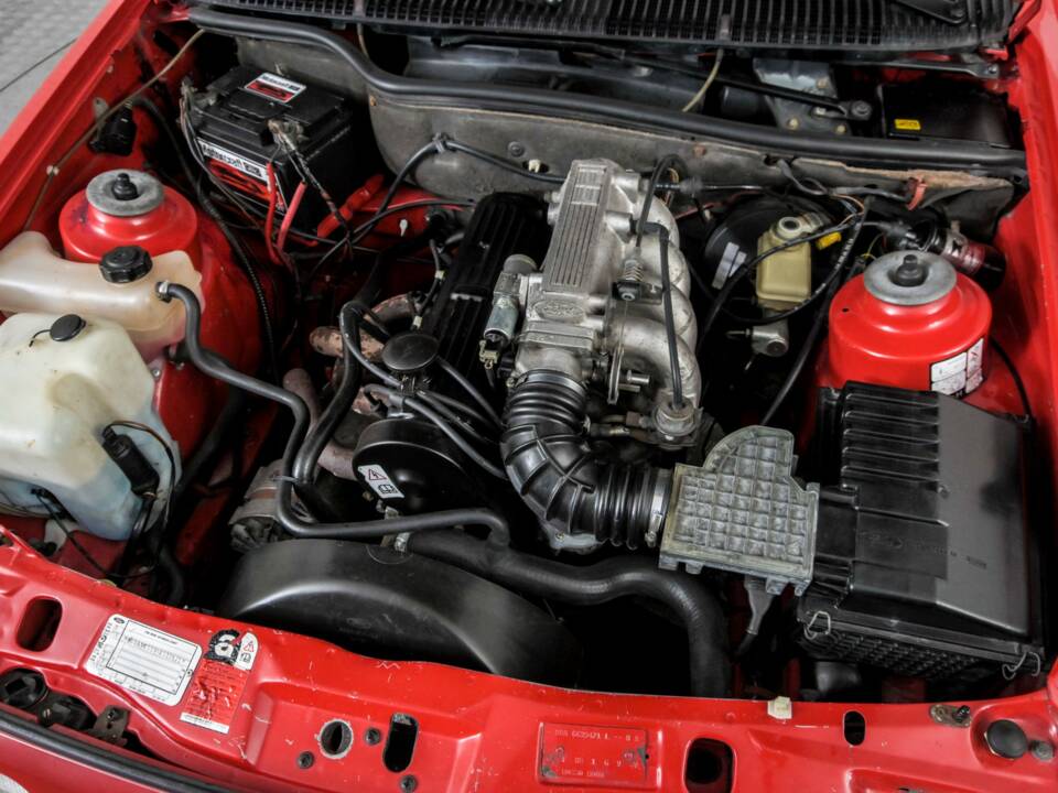 Afbeelding 40/50 van Ford Sierra 2.0 S (1987)