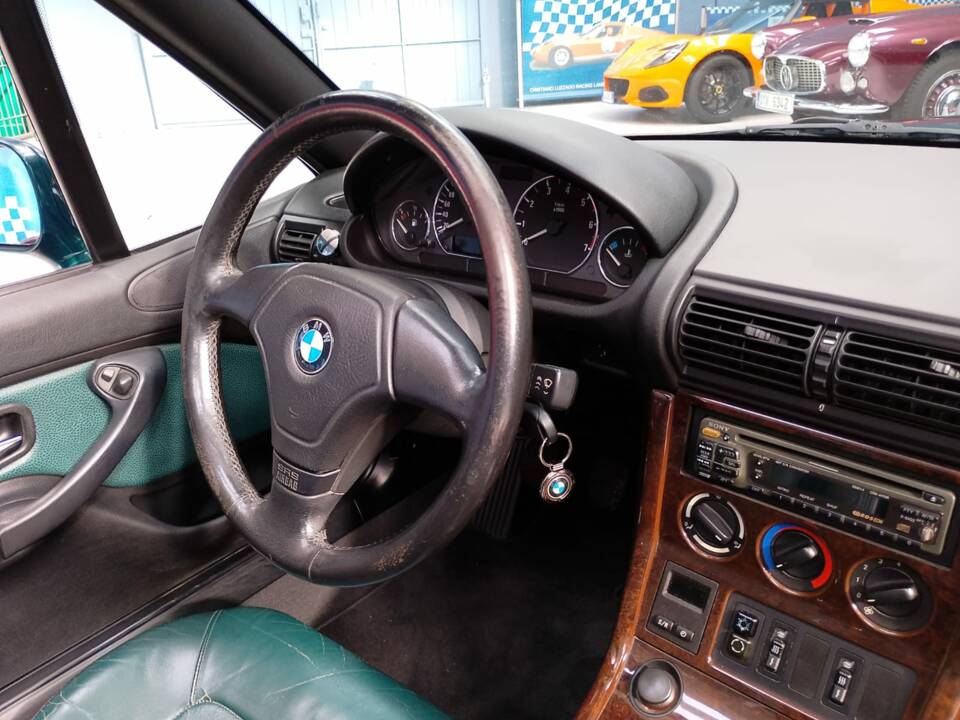 Image 22/43 of BMW Z3 1.9 (1997)