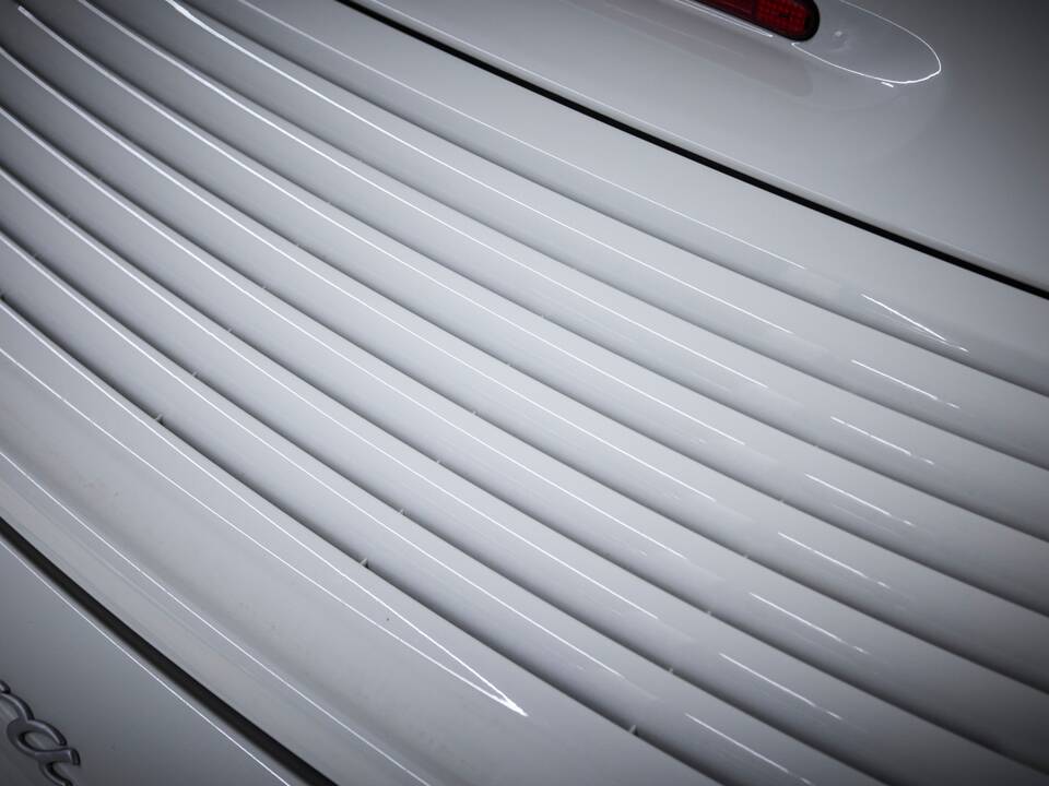 Bild 55/100 von Porsche 911 Carrera 4S (2004)