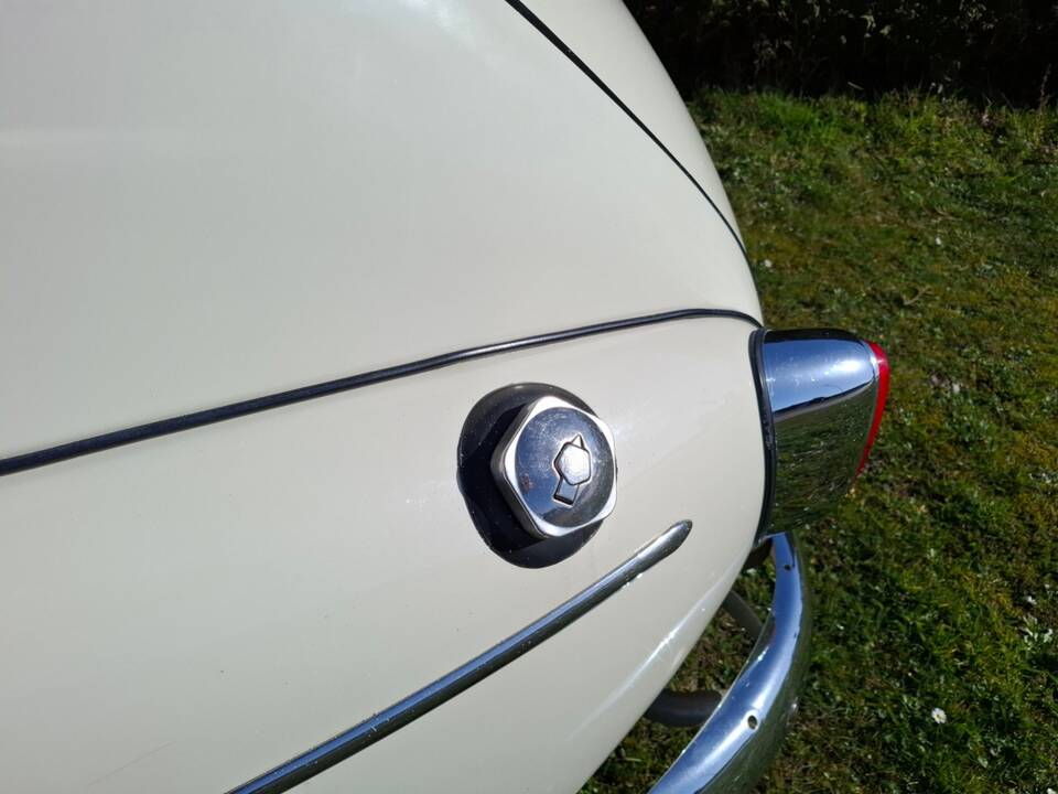 Image 29/41 of Volvo PV 544 Sport (1962)