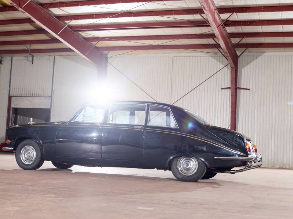 Image 34/70 of Daimler DS 420 (1976)