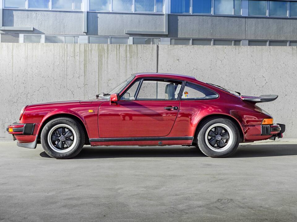 Bild 4/38 von Porsche 911 Carrera 3.2 (1986)