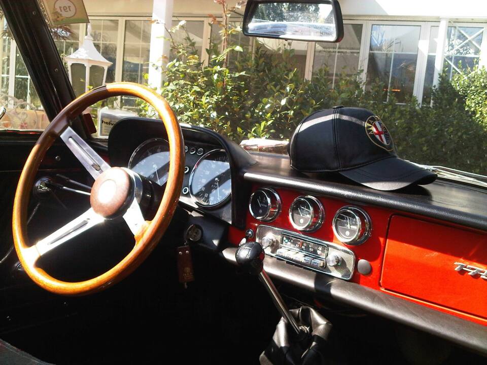 Afbeelding 7/12 van Alfa Romeo 1750 Spider Veloce (1969)