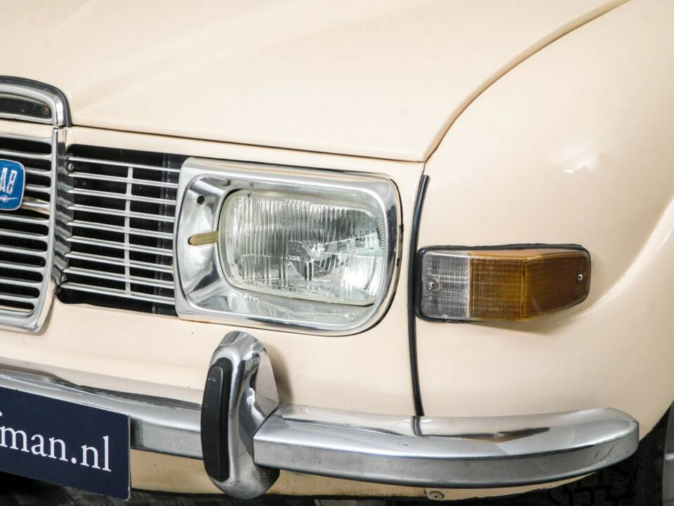 Image 22/50 de Saab 96 V4 (1971)